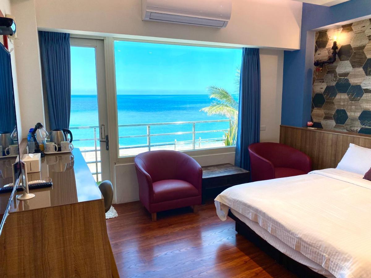 36 Lighthouse Bed and Breakfast Hualien stad Exteriör bild